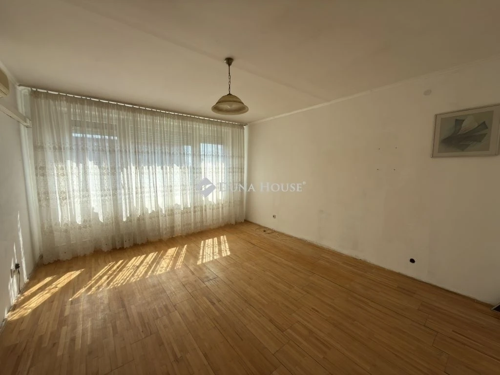 Eladó lakás, Budapest 10. ker.