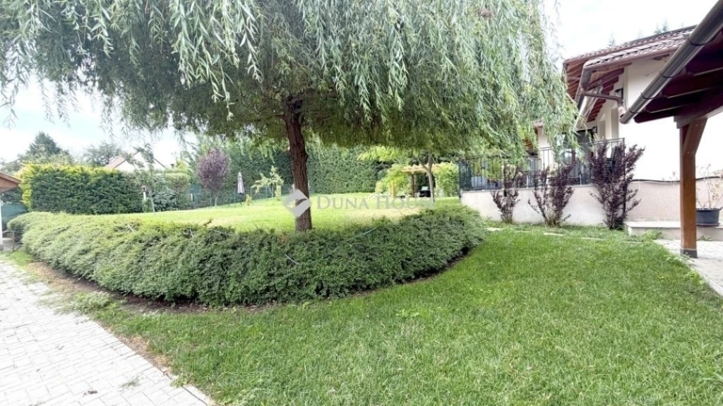 Eladó ház, Szentendre