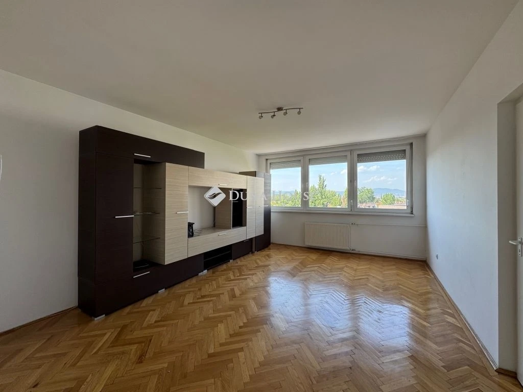 Kiadó lakás, Budapest 15. ker.