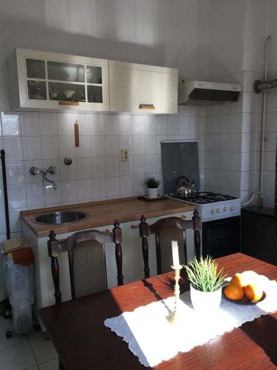 Eladó téglalakás, Székesfehérvár