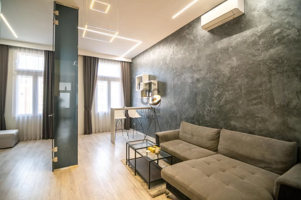 For sale brick flat, Budapest V. kerület, Belváros