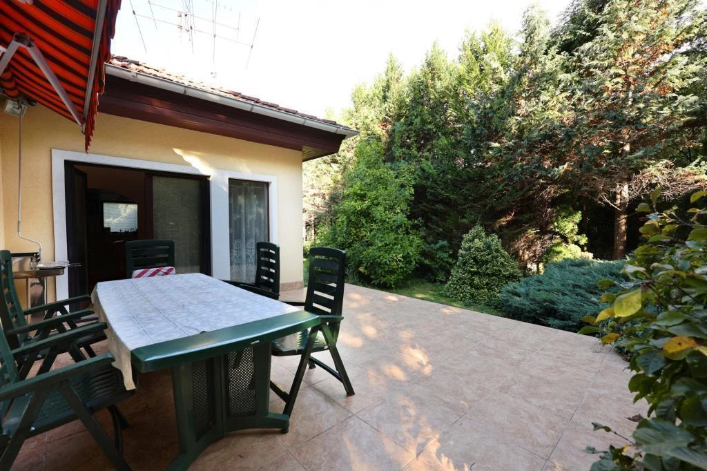 Eladó ház Budapest 2. ker., Adyliget