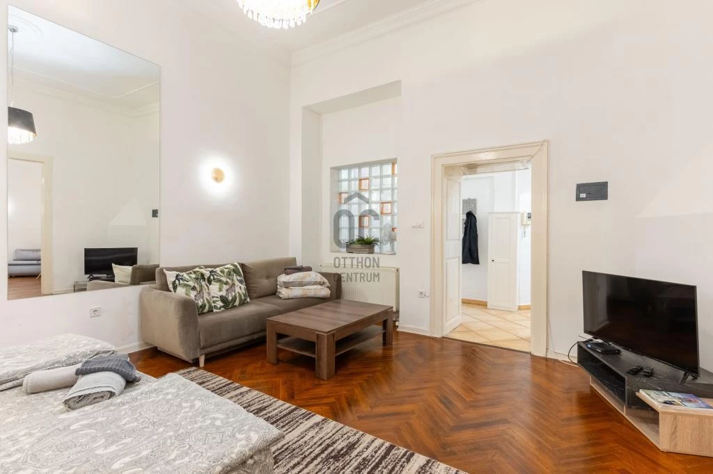 For sale brick flat, Budapest V. kerület, Belváros