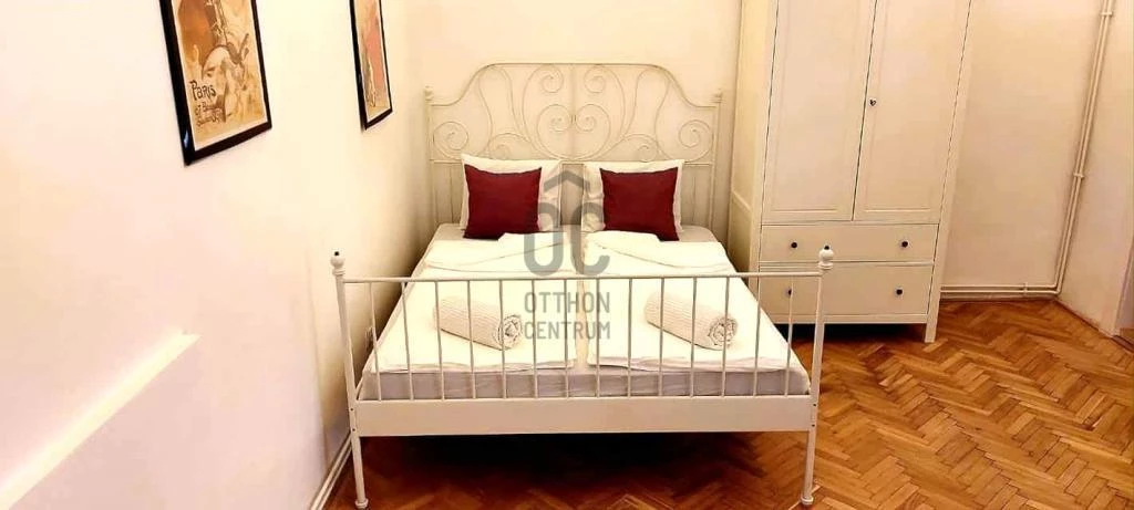 For sale brick flat, Budapest V. kerület, Belváros