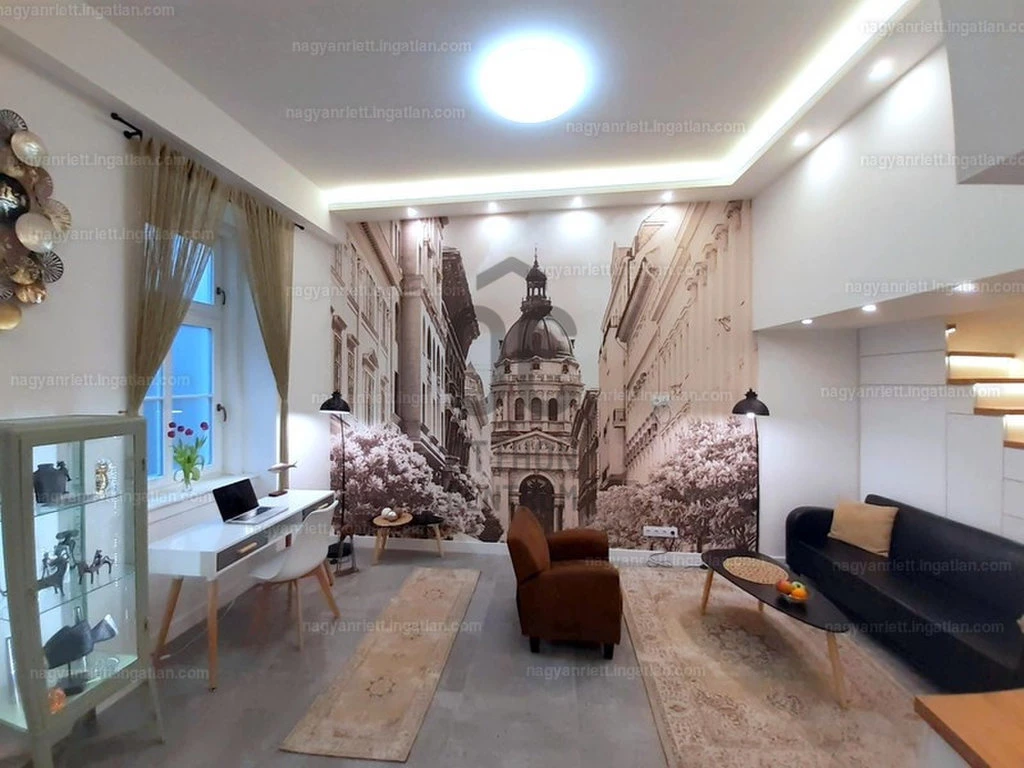 For sale brick flat, Budapest V. kerület, Belváros