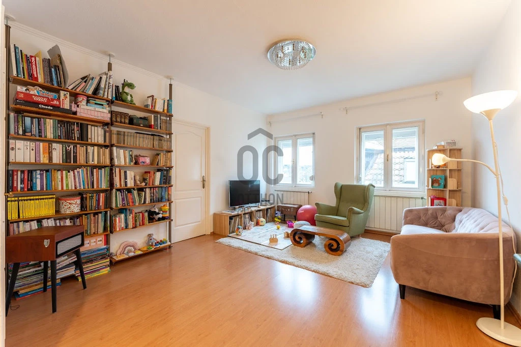 c3-1-name c2-19-name, Budapest II. kerület, Országút, Nyúl utca