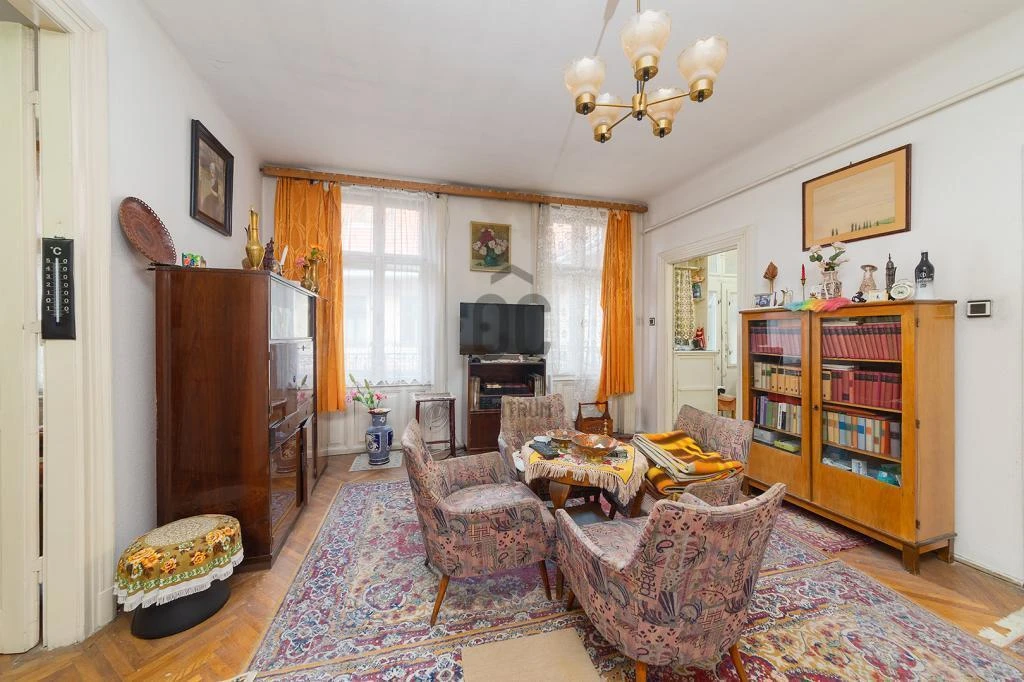 c3-1-name c2-19-name, Budapest V. kerület, Belváros