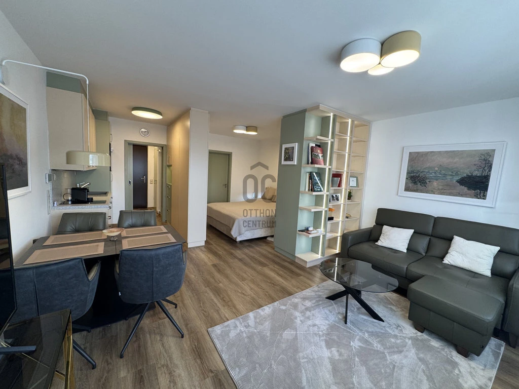 c3-1-name c2-19-name, Budapest V. kerület, Belváros