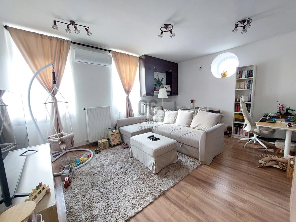 Eladó lakás Budapest 2. ker., Újlak