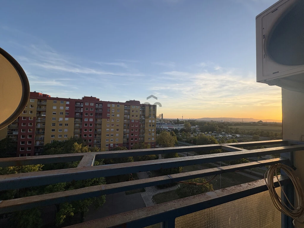 c3-1-name c2-20-name, Budapest X. kerület, Újhegy
