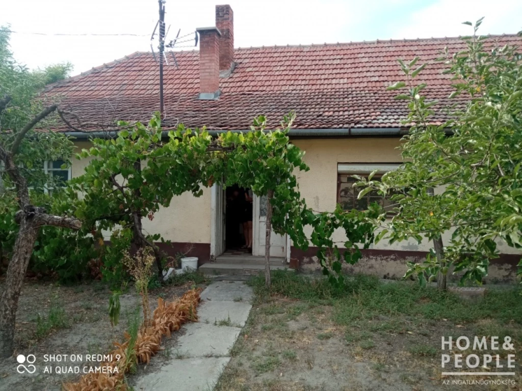 For sale house, Kiskunmajsa