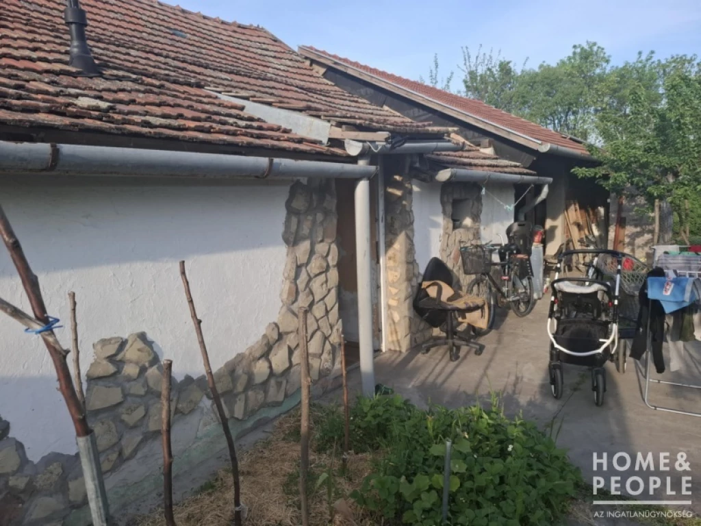 For sale house, Kübekháza