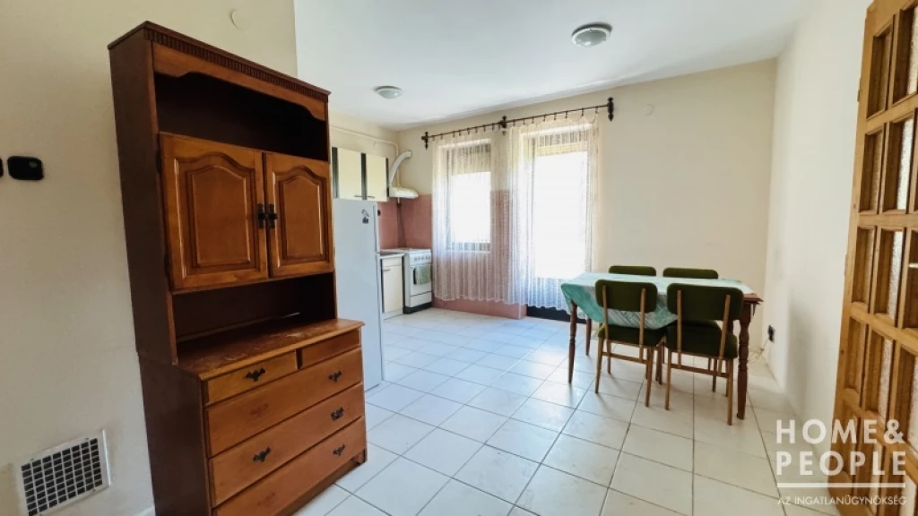 Szeged Lakás Garázzsal Eladó!