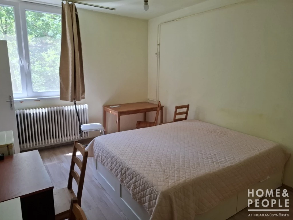 Újszegedi garzonlakás eladó!