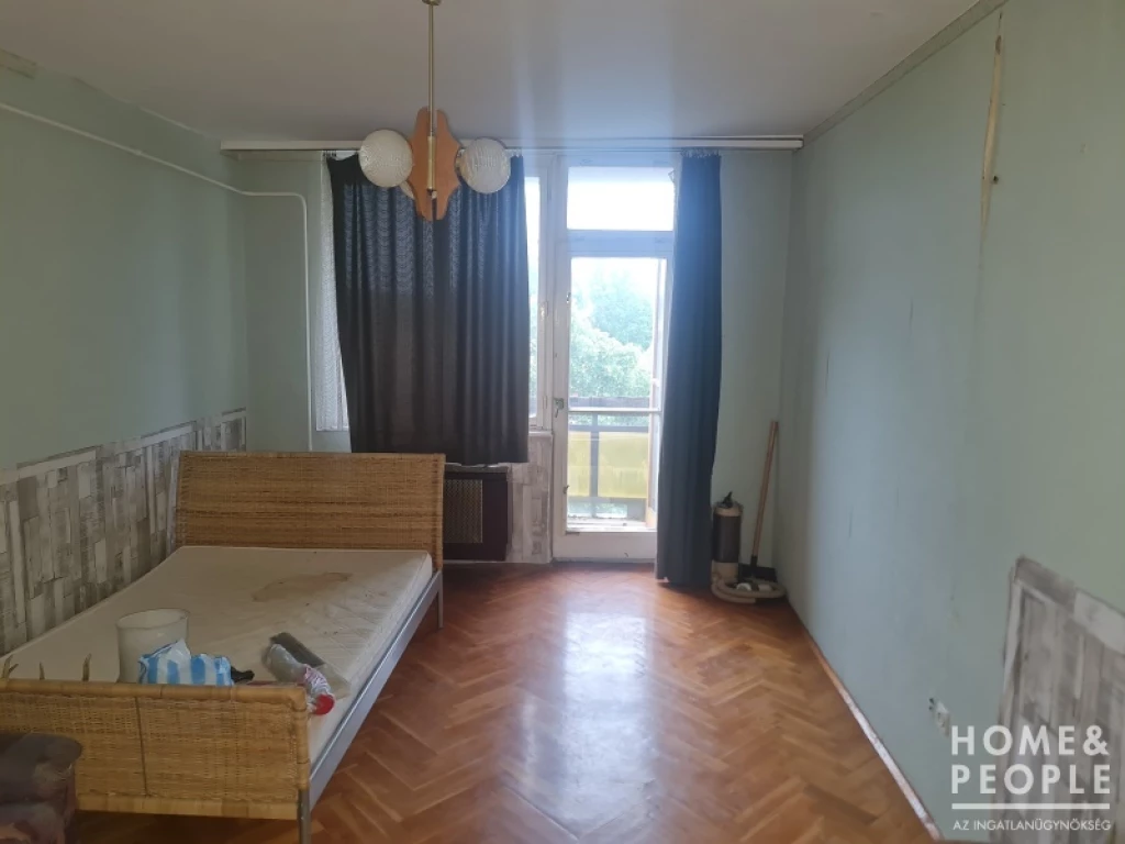 Eladó téglalakás, Hódmezővásárhely