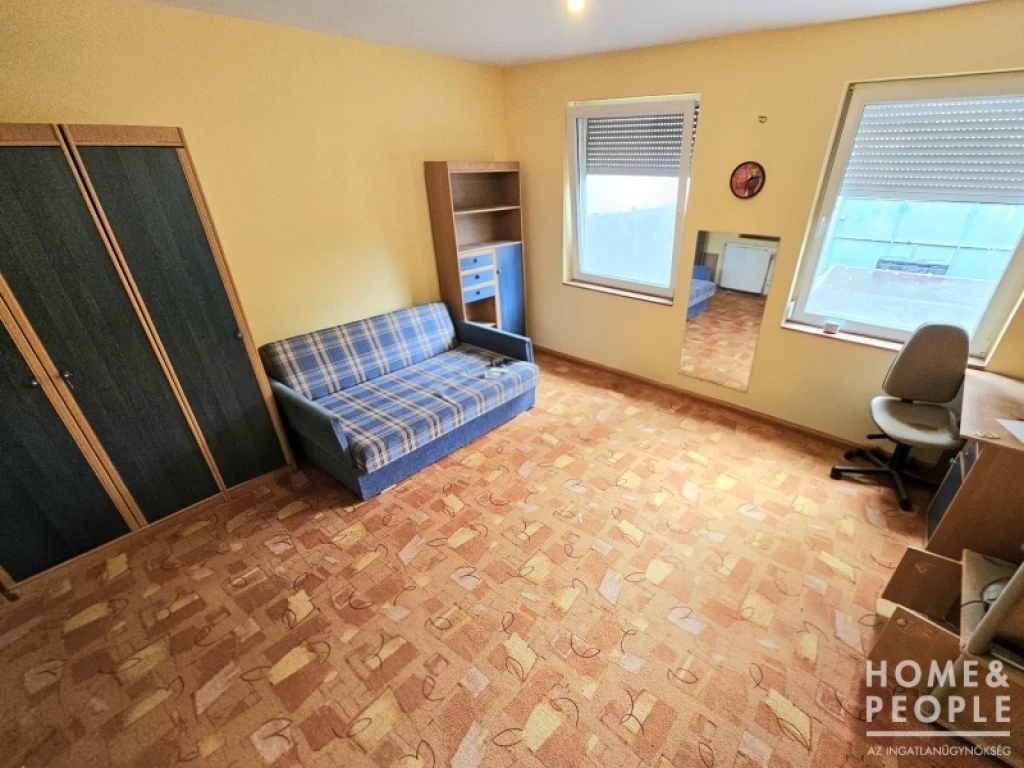 Eladó házrész Szegeden!