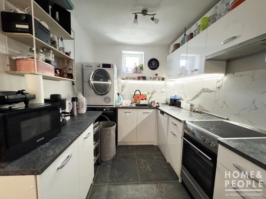 Teljesen felújított családi ház eladó Hódmezővásárhelyen!