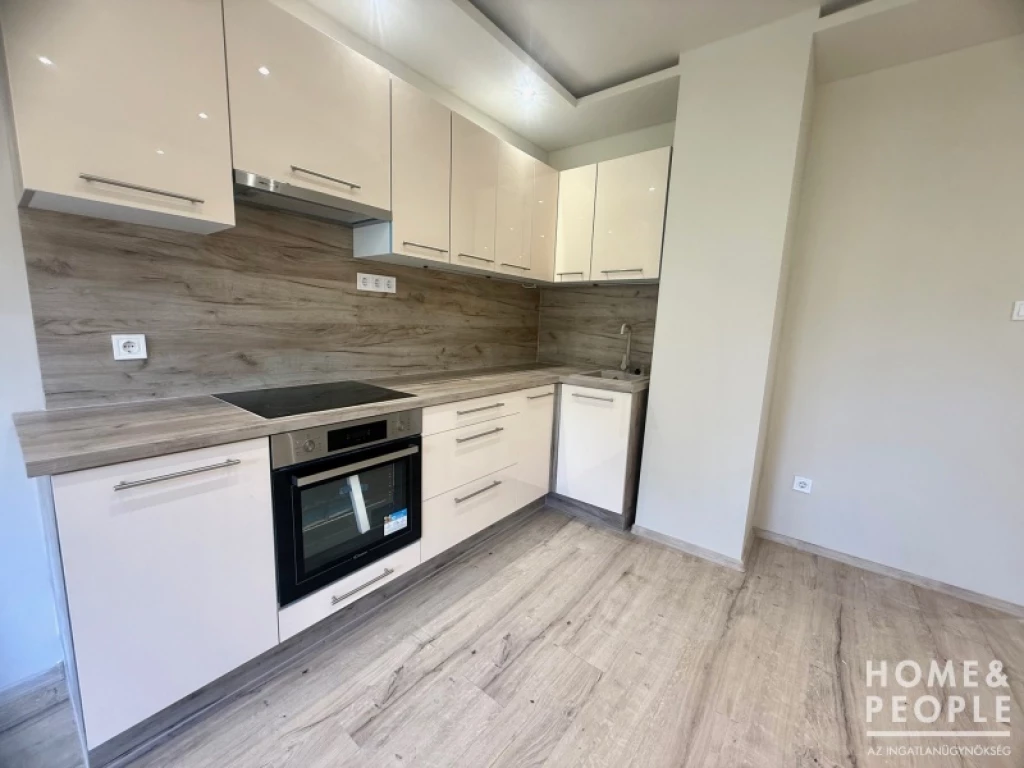 Eladó lakás, Szeged!