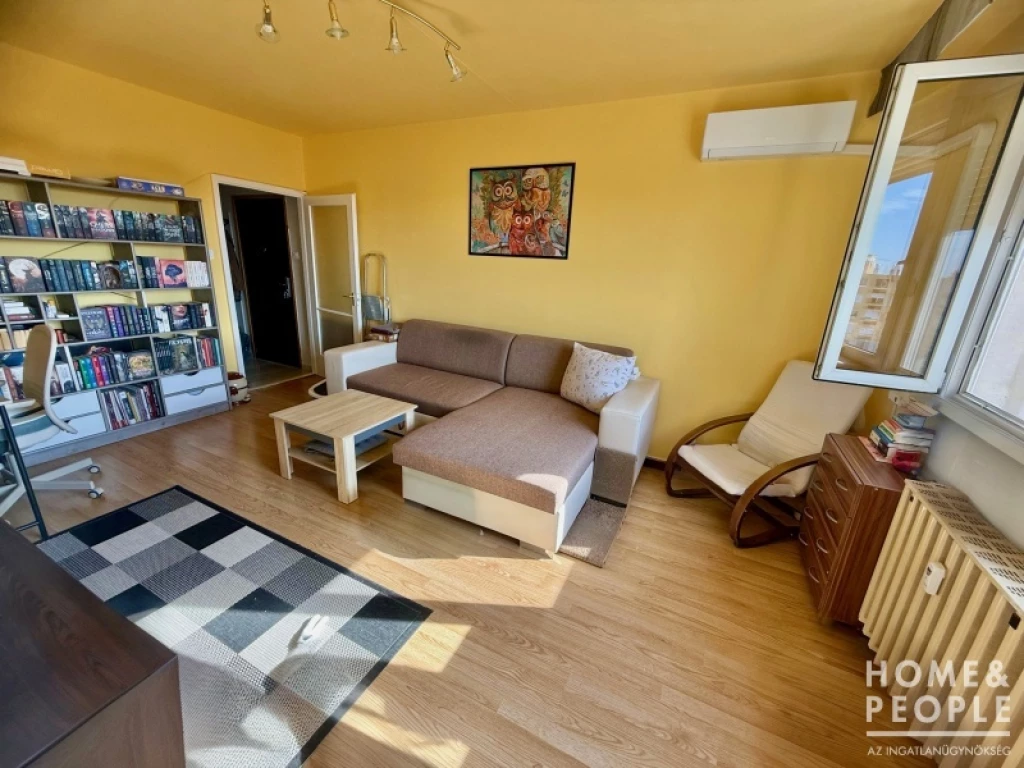 For sale brick flat, Szeged, Makkosház