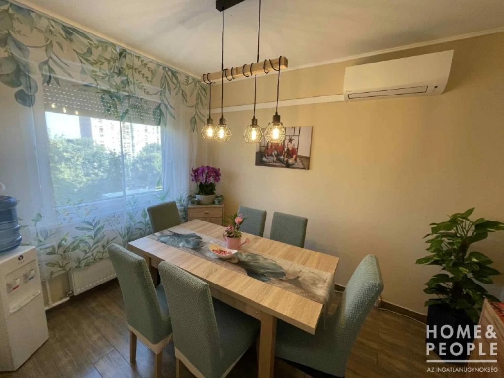 For sale brick flat, Szeged, Makkosház