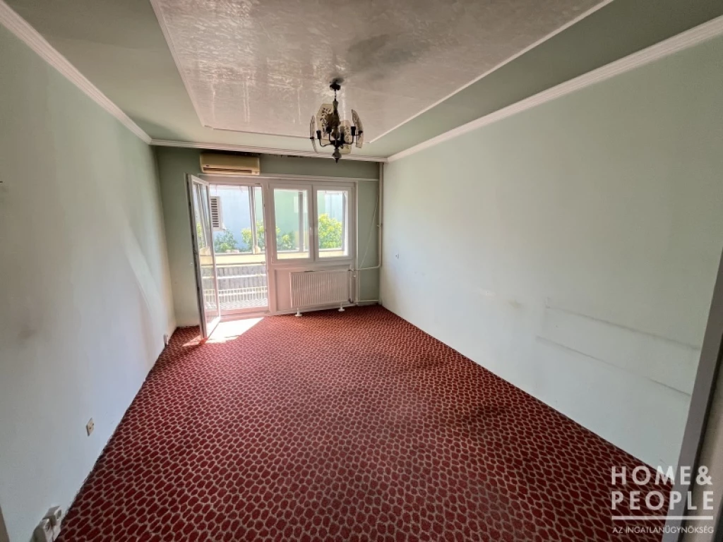 c3-1-name c2-19-name, Szeged, Rókus