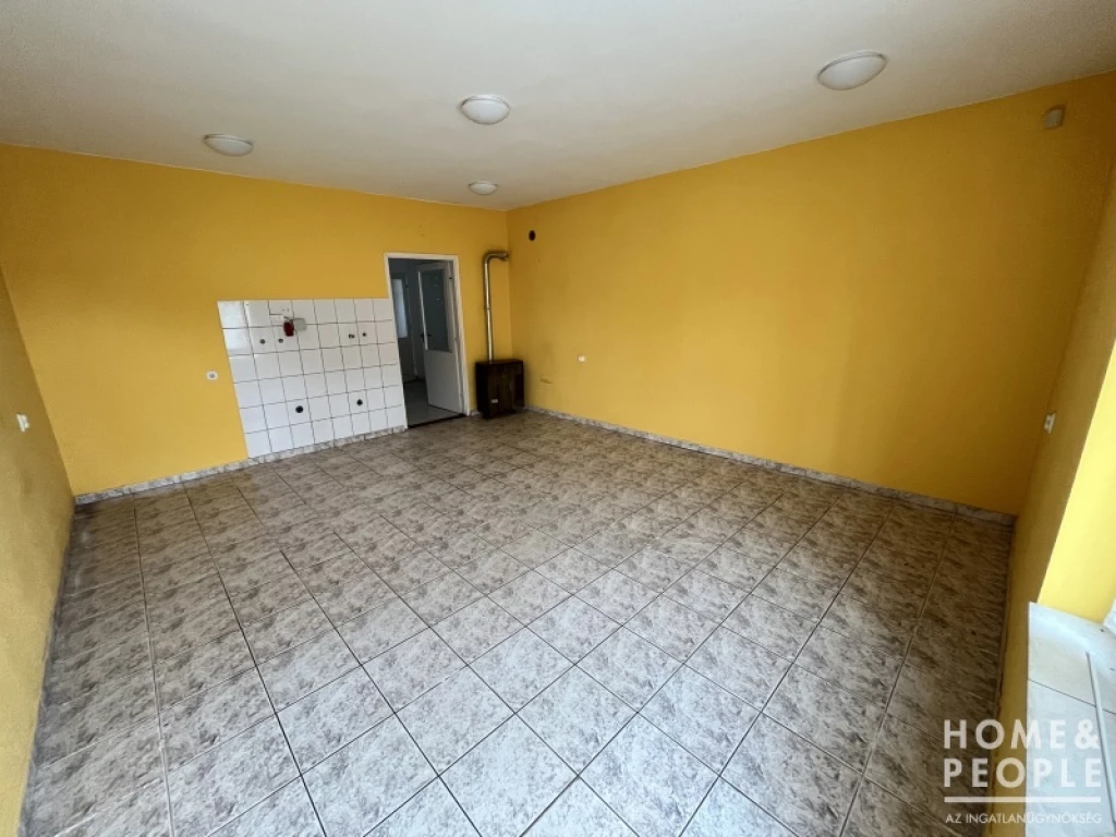 Eladó ház Földeákon!