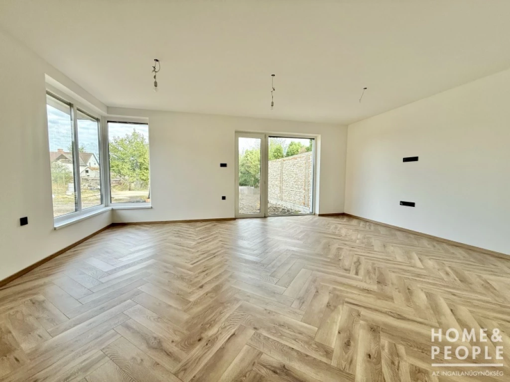 Eladó családi ház, Petőfitelep!