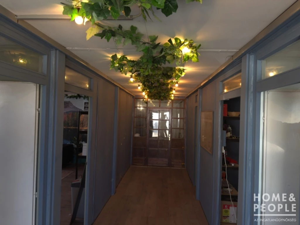 For sale store, Szeged, Szőreg