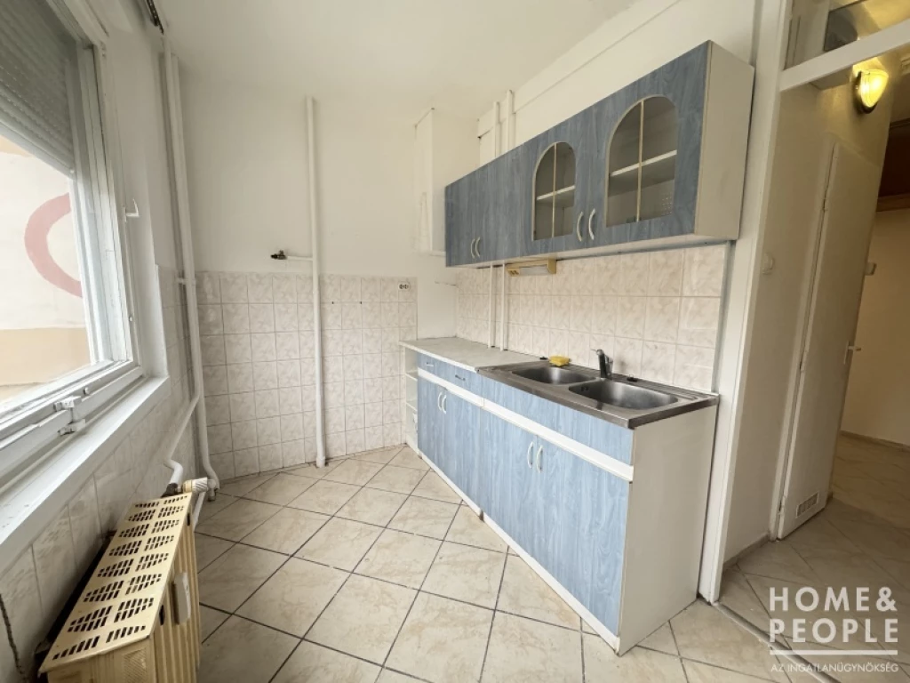 For sale brick flat, Hódmezővásárhely