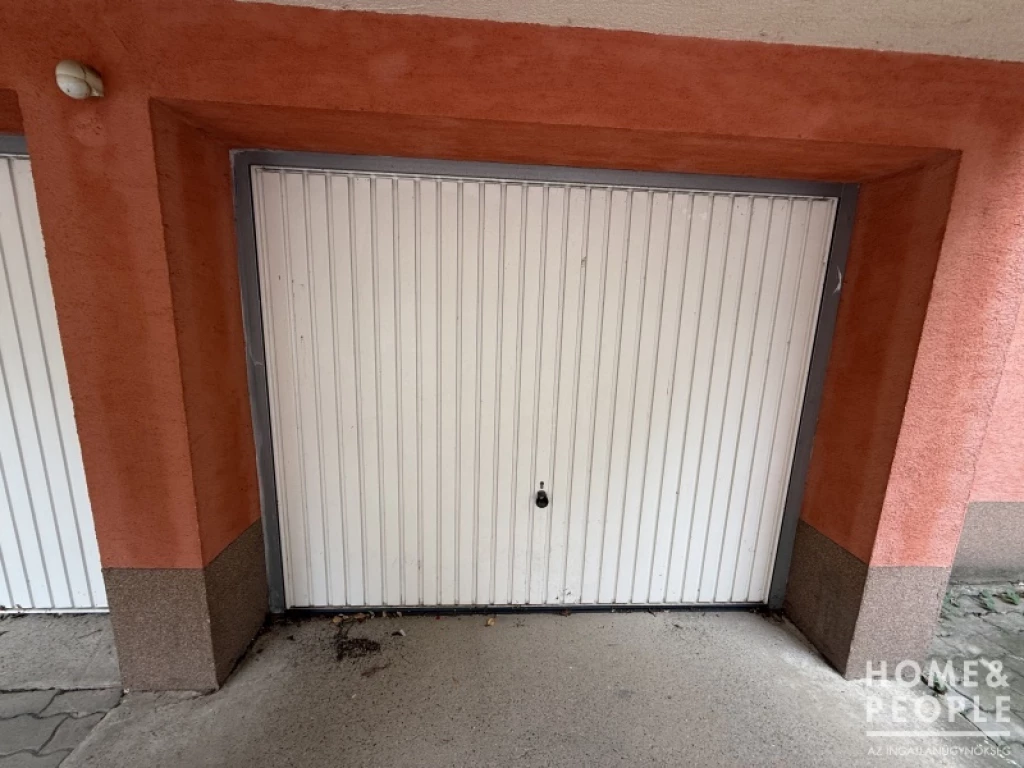 c3-1-name c2-74-name, Szeged, Szeged Belváros