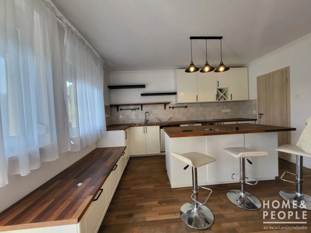 For sale brick flat, Szeged, Rókus