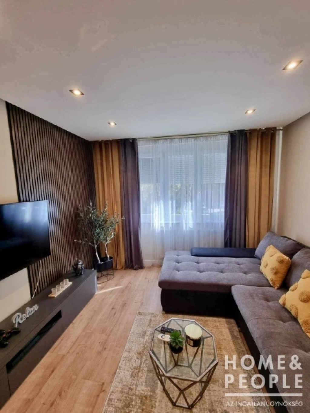 c3-1-name c2-19-name, Szeged, Tarján