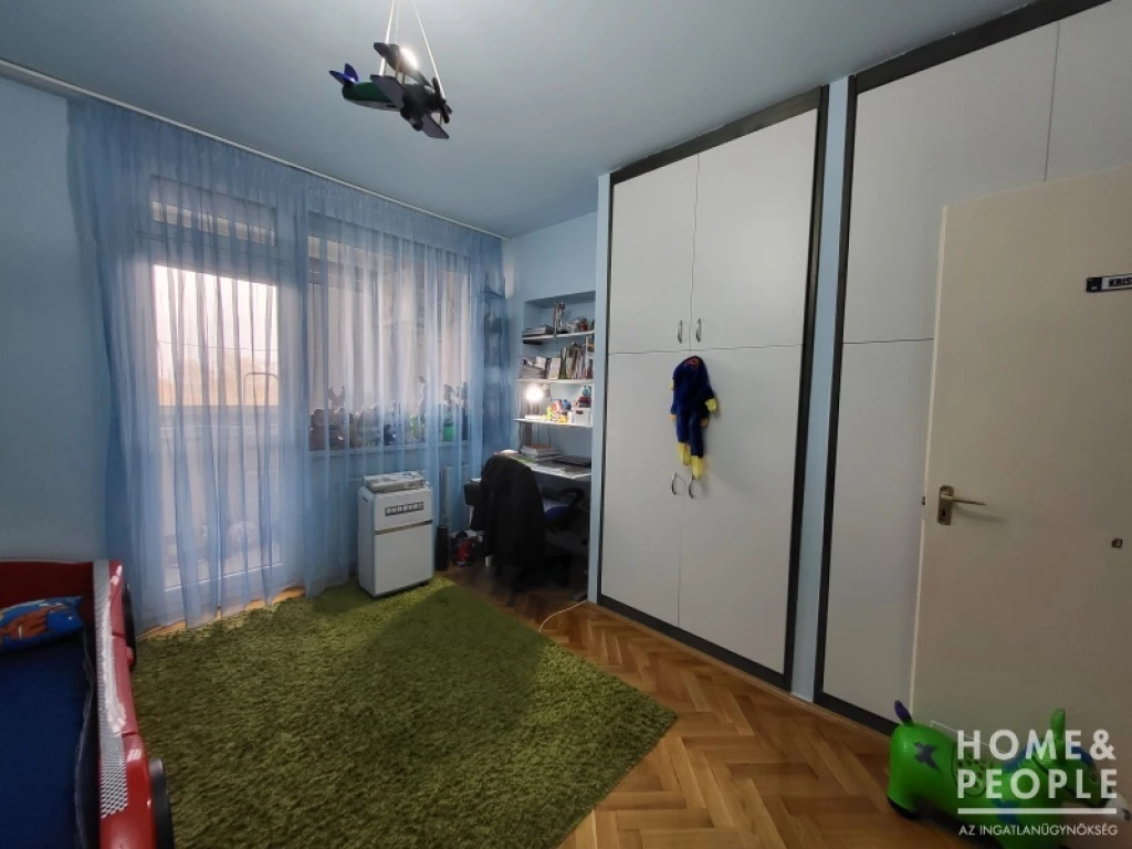 c3-1-name c2-19-name, Szeged, Tarján