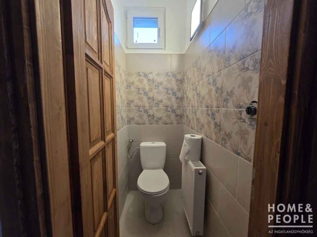 Eladó családi ház makó belvárosánál!