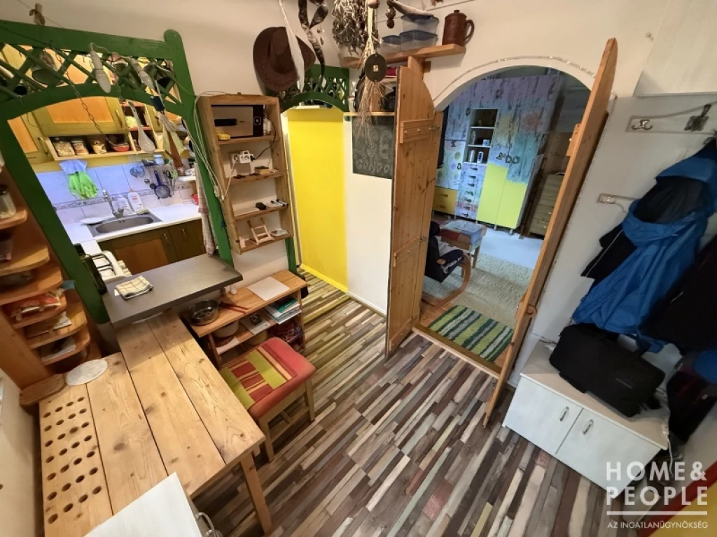 Eladó téglaház Tompaszigeten!