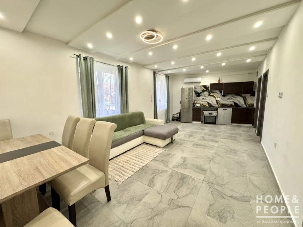 Teljesen felújított családi ház eladó Hódmezővásárhelyen!