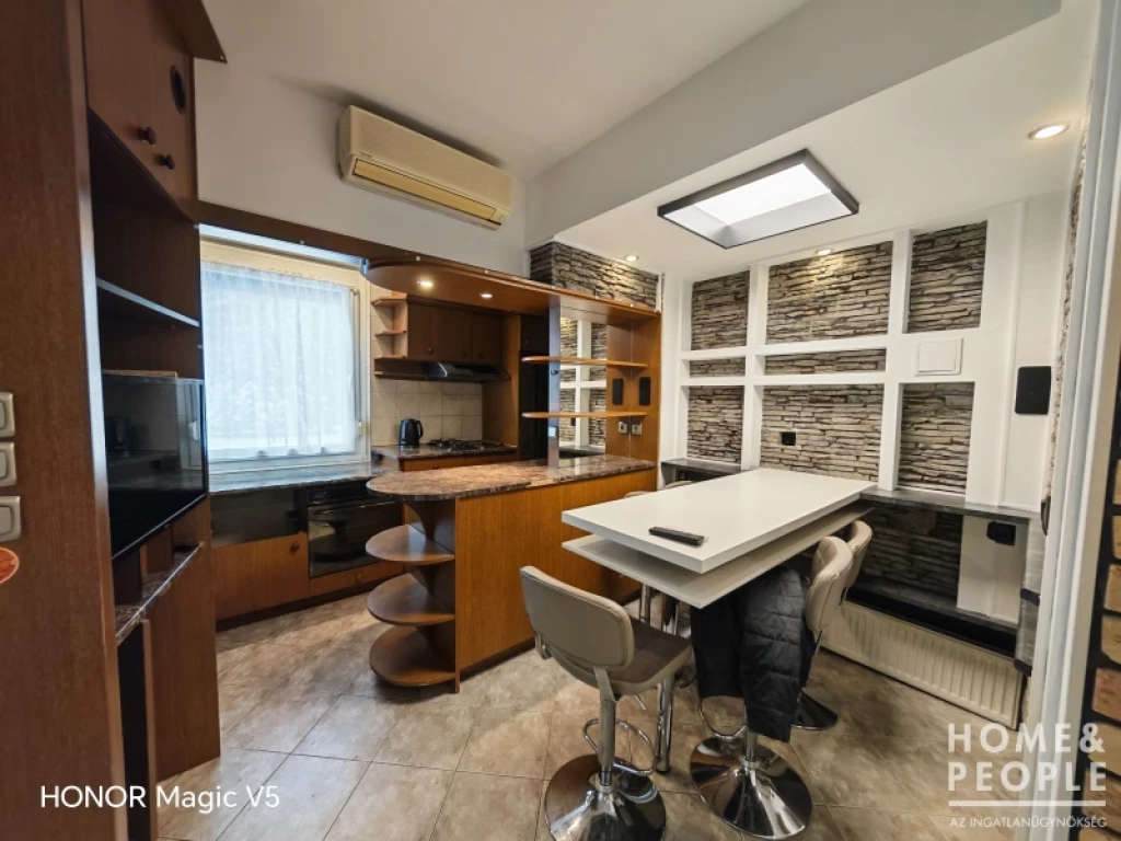 Makkosházán földszinti lakás eladó