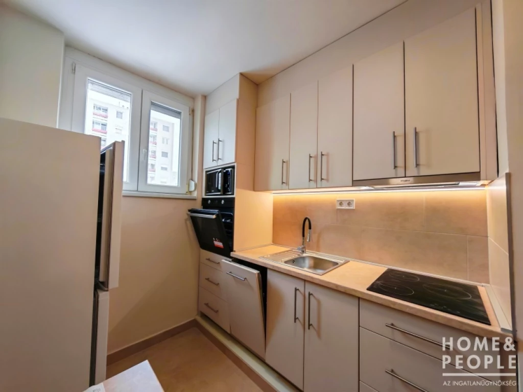 For sale brick flat, Szeged