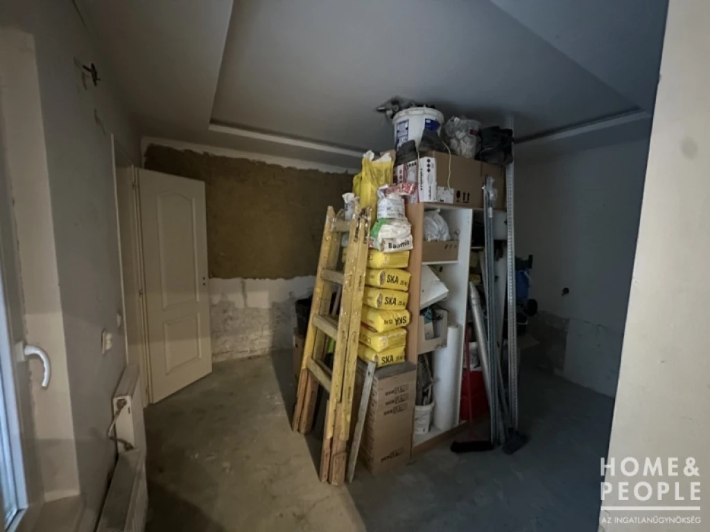 For sale brick flat, Szeged