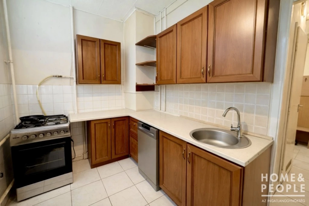 2 szobás panel lakás eladó Hódmezővásárhelyen!