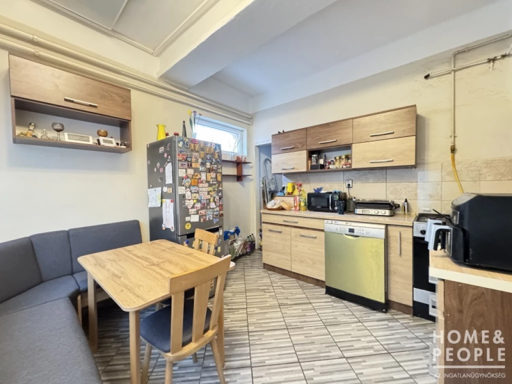 Tégla családi ház eladó Szegeden!