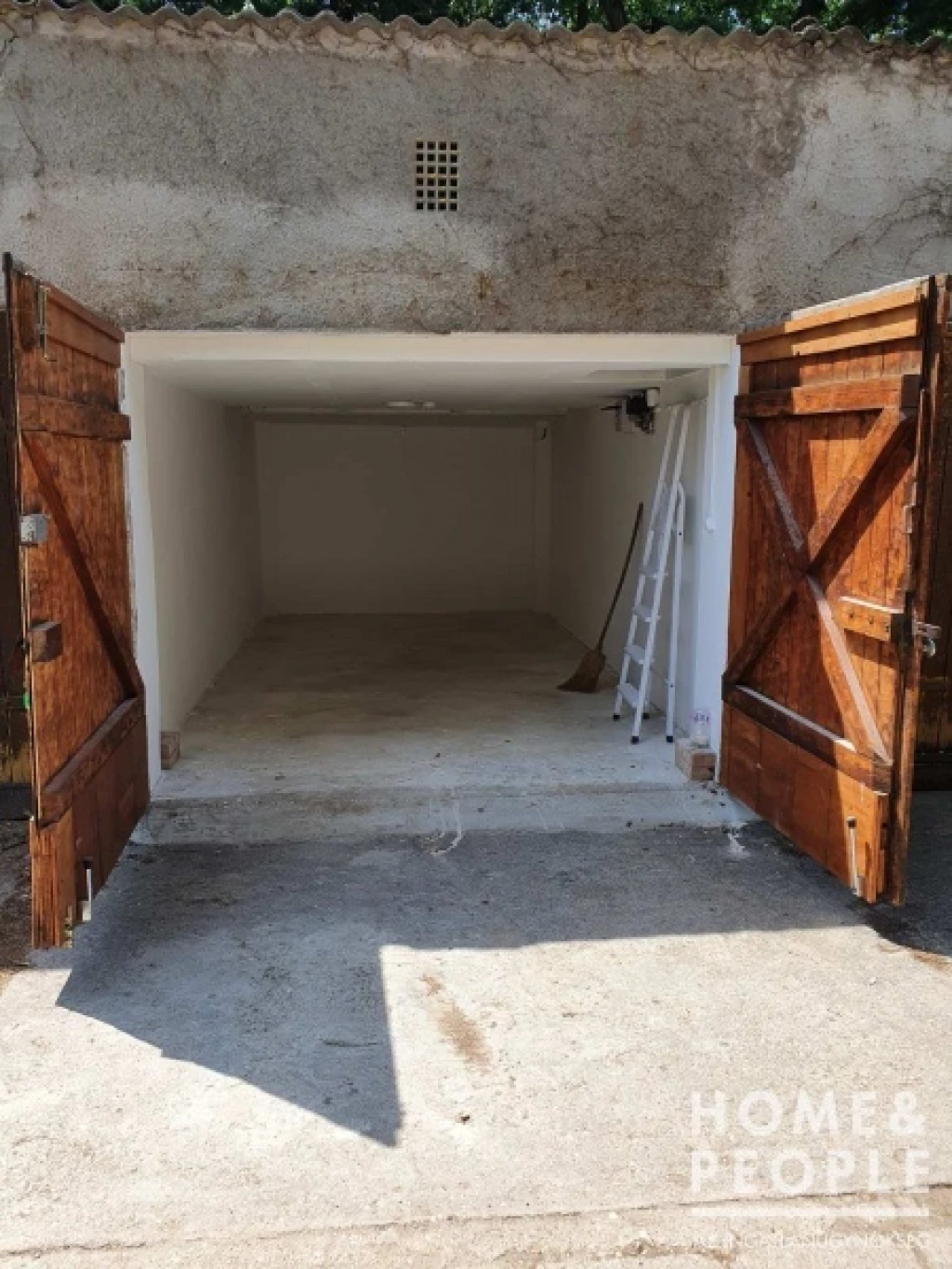 For sale detached garage, Szeged, Újszeged