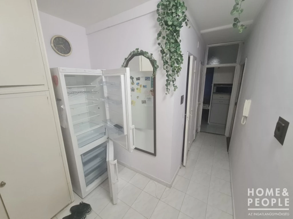 Eladó téglalakás, Hódmezővásárhely