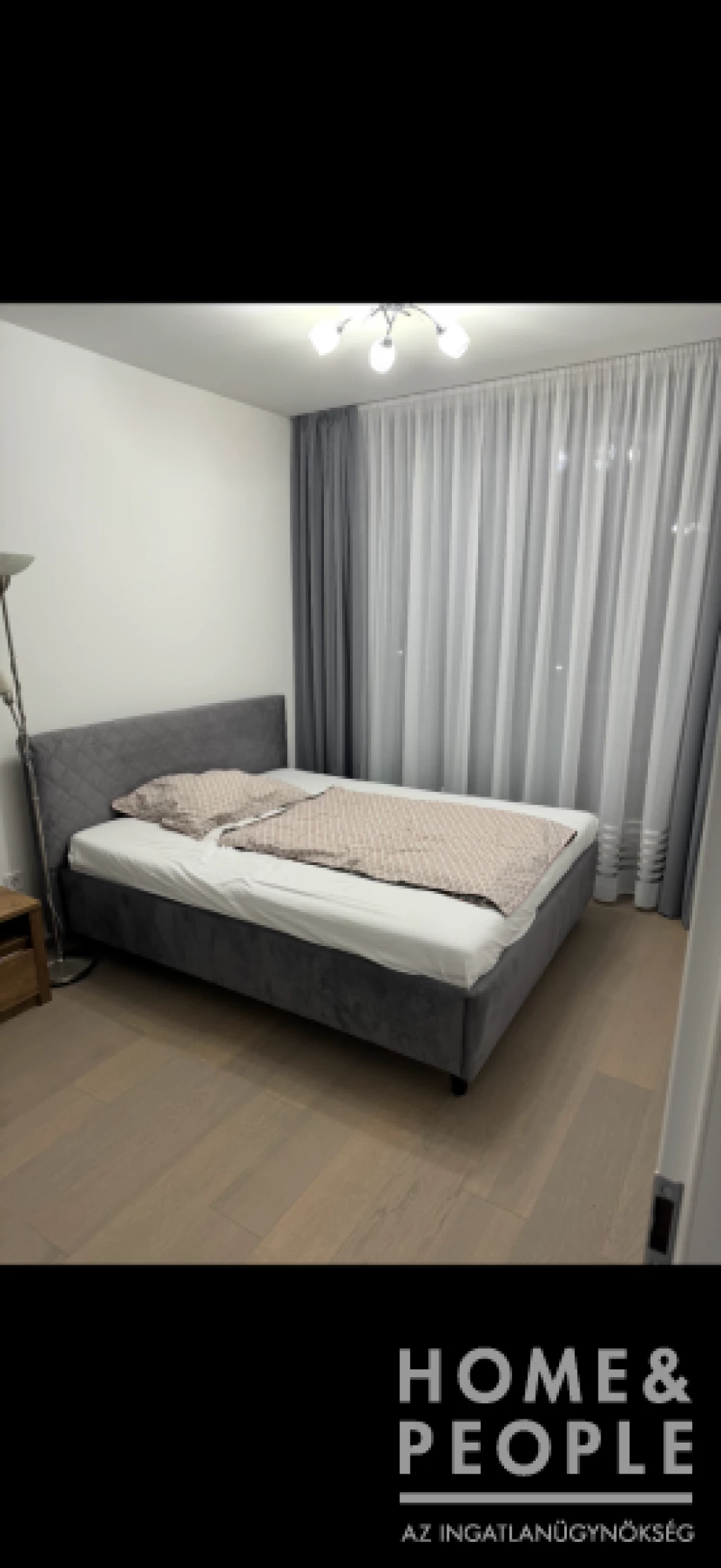 Eladó újszerű belvárosközeli lakás Szegeden!