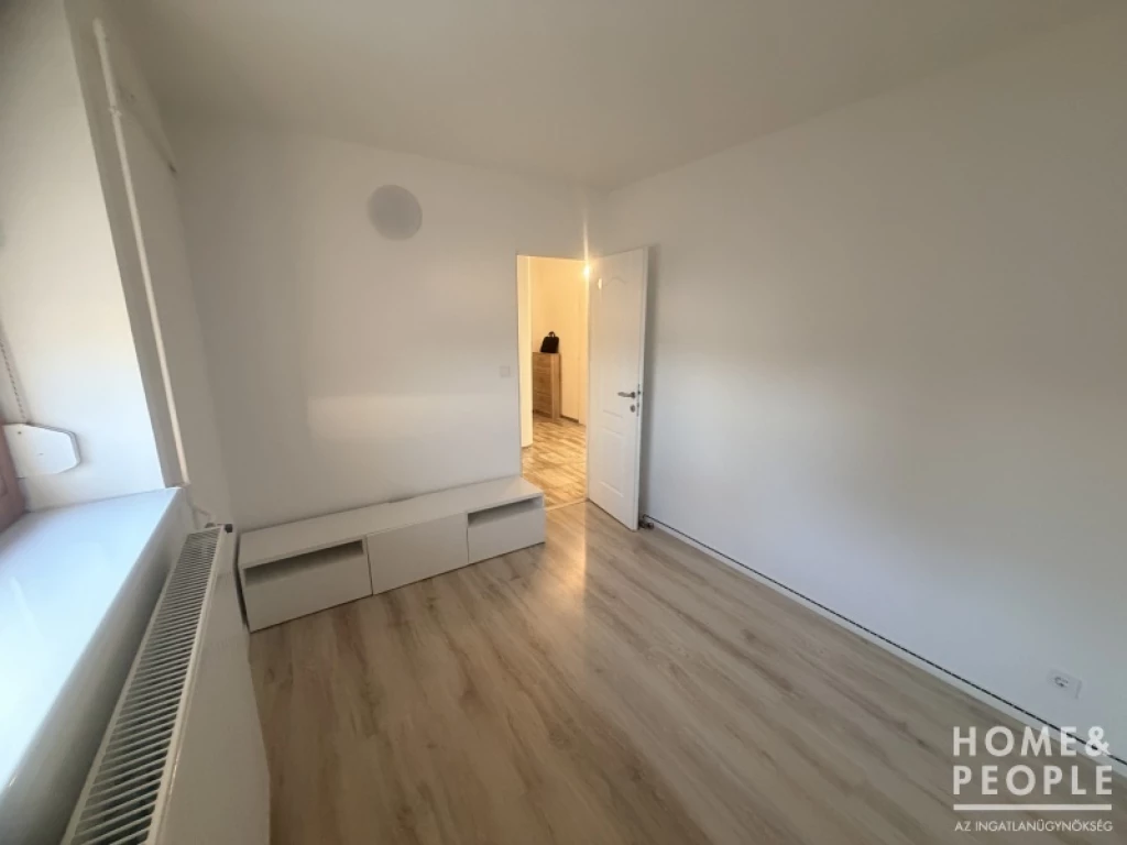 Szeged Lakás Eladó!