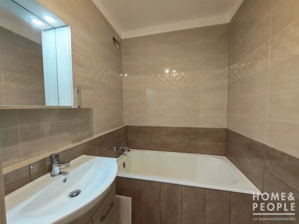 For sale brick flat, Szeged, Felsőváros