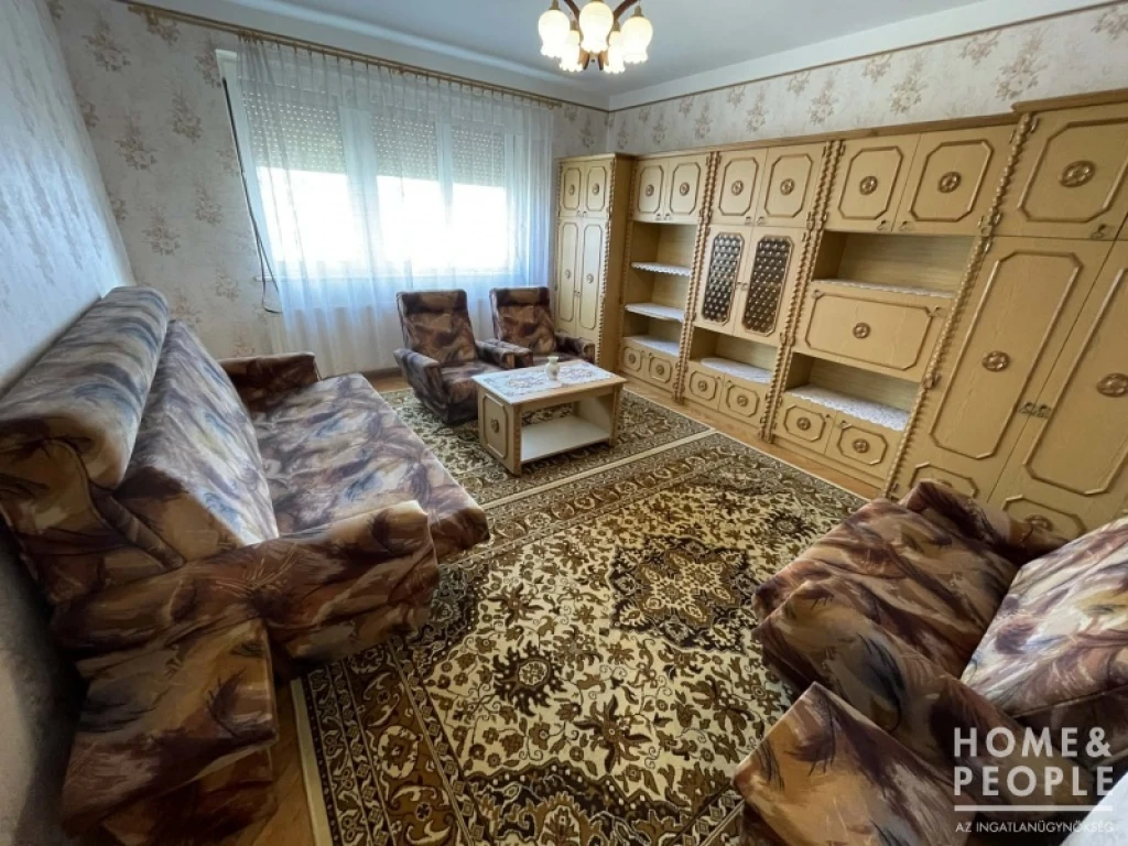 Mórahalmon családi ház eladó!