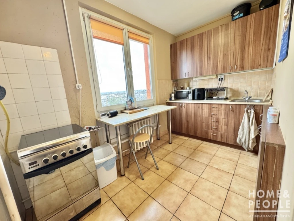 3 szobás panel lakás eladó Szegeden!