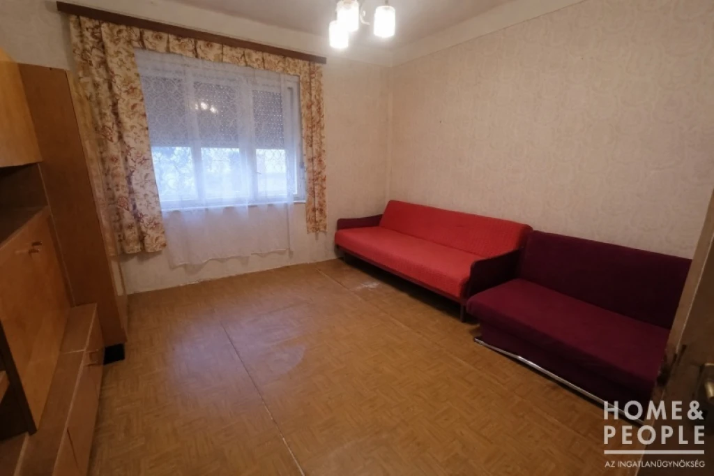 Eladó családi ház, Kistelek