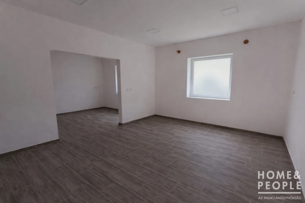 Eladó családi ház, Makó